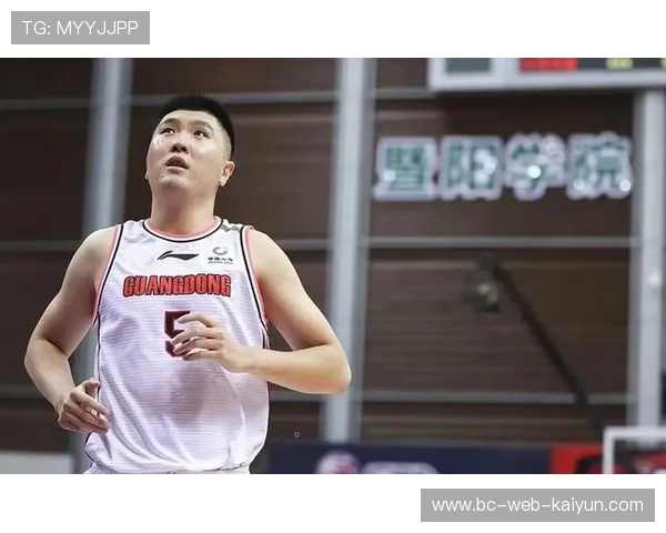 CBA王薪凯：三分火力的秘密武器，训练不止于汗水