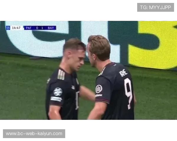 拜仁高速连传完成致命一击